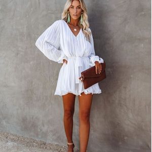 NWT found love pleated romper from vici
